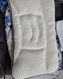 Customer photo — EVERNEL ergonomic kids pillow (7)